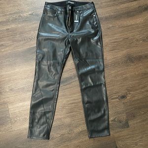 Faux leather skinny ankle legging